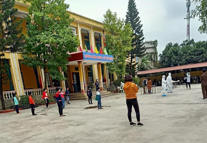 tre 4 tuoi cach ly tap trung anh 5