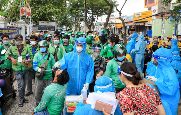 xet nghiem cho shipper anh 2