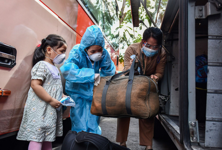 Phuong an di lai, ra vao TP.HCM sau ngay 1/10 anh 2