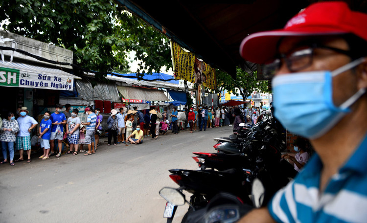 dich Covid-19 bung phat tai TP.HCM anh 2