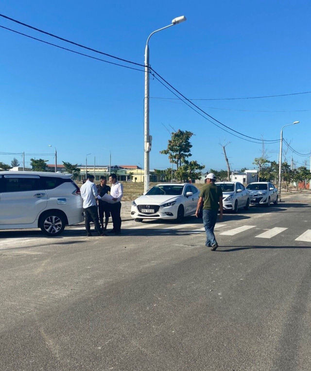 Lý giải nguyên nhân sốt đất: Tâm lý đám đông đang trỗi dậy - Ảnh 1.