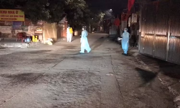 Cách ly nhà nhân viên sân bay Vân Đồn nghi nhiễm nCoV