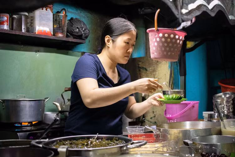 Gioi tre TP.HCM nho com suon, tra dau via he anh 4