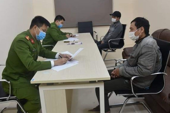 Dot kich soi ga anh 1