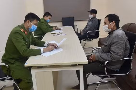 Dot kich soi ga anh 1