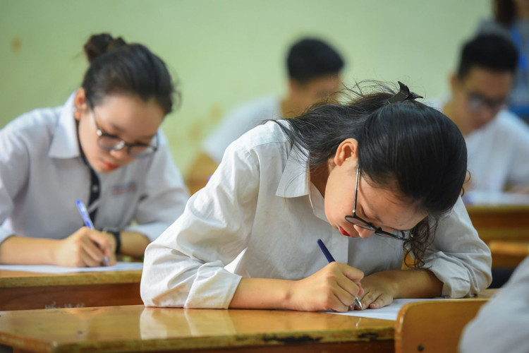 5 dieu can biet ve ky thi tot nghiep THPT anh 2