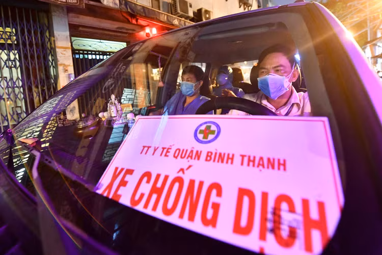 Covid-19 tai TP.HCM anh 17