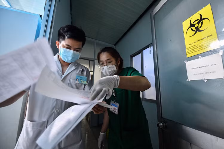 Covid-19 tai TP.HCM anh 35