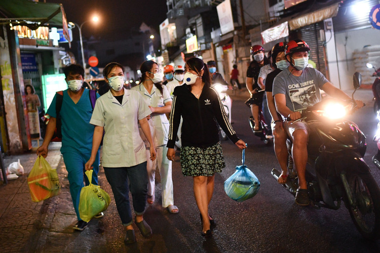 Covid-19 tai TP.HCM anh 25