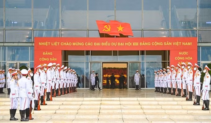 Lực lượng tiêu binh diễn tập triển khai đón các đoàn đại biểu. Ảnh: TTX