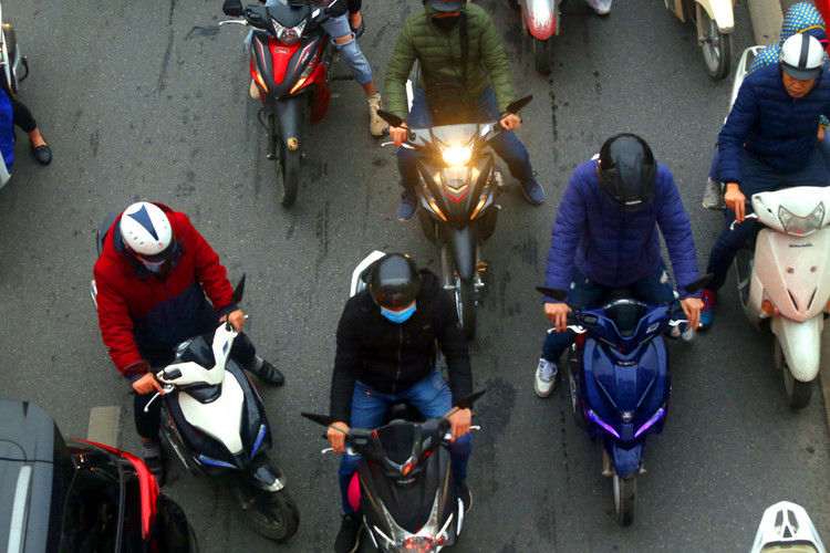 Giao thông ùn tắc ngày đầu tuần ảnh 6