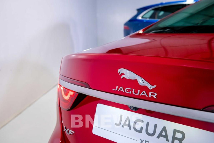 Sedan Jaguar XF và SUV Jaguar F-Pace ra mắt tại Việt Nam ngày 18/5 ảnh 3