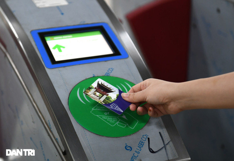 Vé tàu Cát Linh - Hà Đông: Thấp nhất 8.000 đồng/lượt - 2