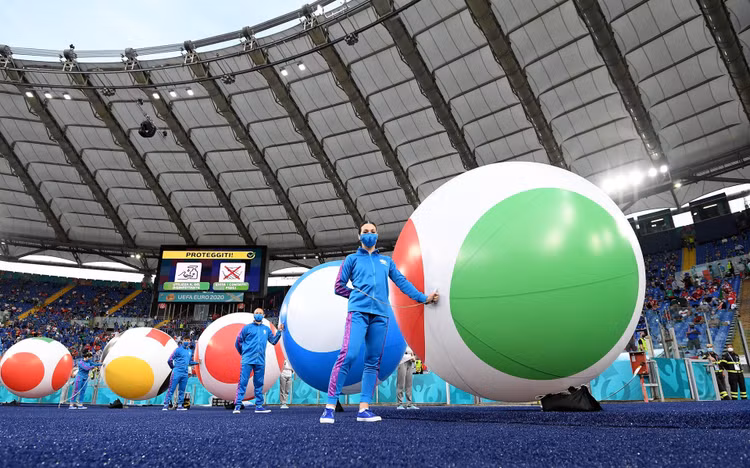 Lễ khai mạc đầy màu sắc và ấn tượng của Euro 2020 - 1