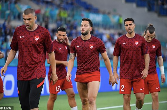 Lễ khai mạc đầy màu sắc và ấn tượng của Euro 2020 - 10