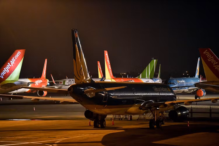 hang khong viet pha san anh 1