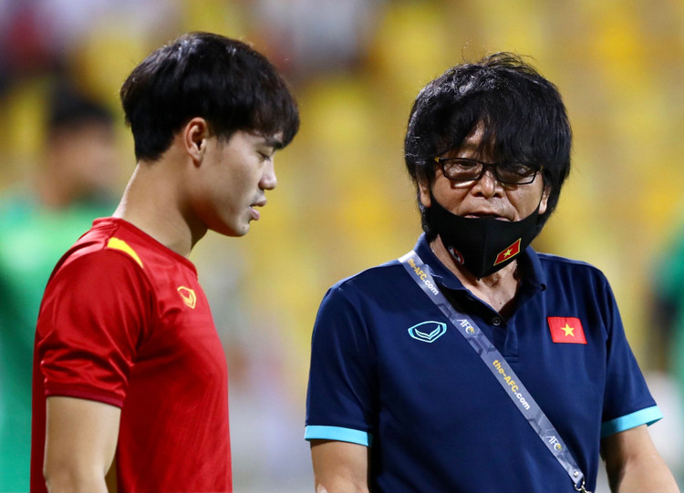 uae vs viet nam anh 2