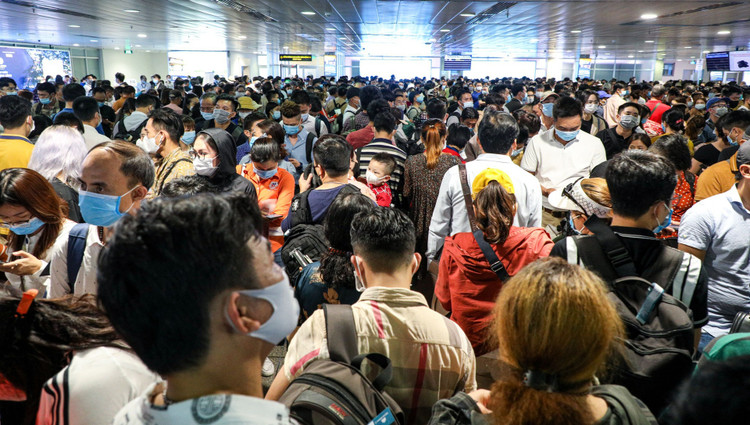 bo tran gia ve may bay anh 1