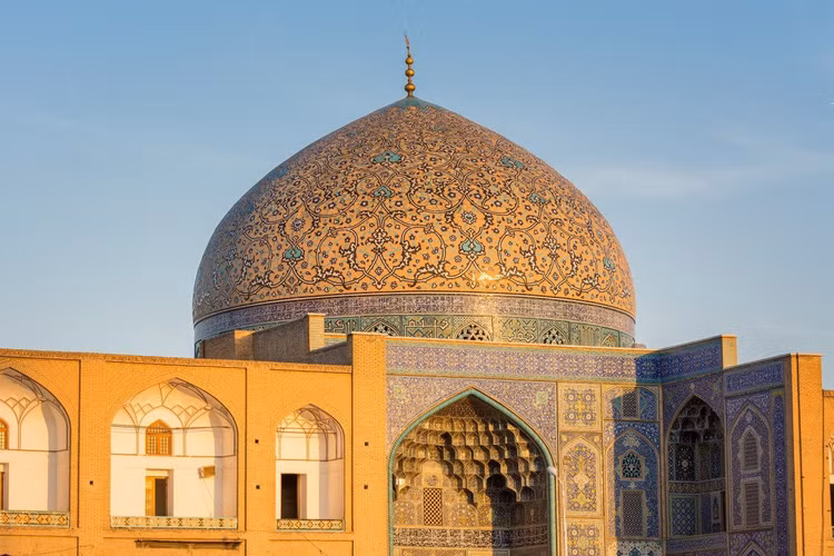 Vẻ đẹp mê mẩn của nhà thờ được mệnh danh là siêu phẩm kiến trúc - 1