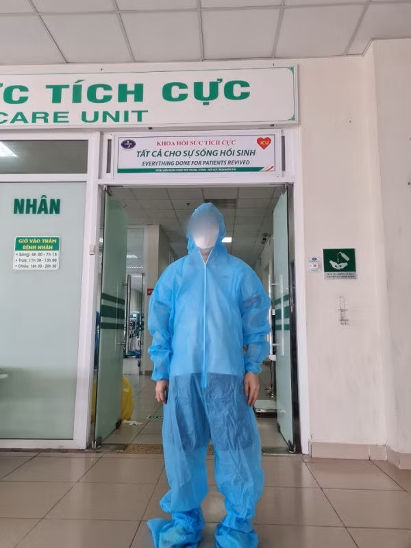 1 phụ nữ sốc độc tố virus SARS-CoV-2, tổn thương phổi trên 75% vẫn sống sót kỳ diệu ảnh 3