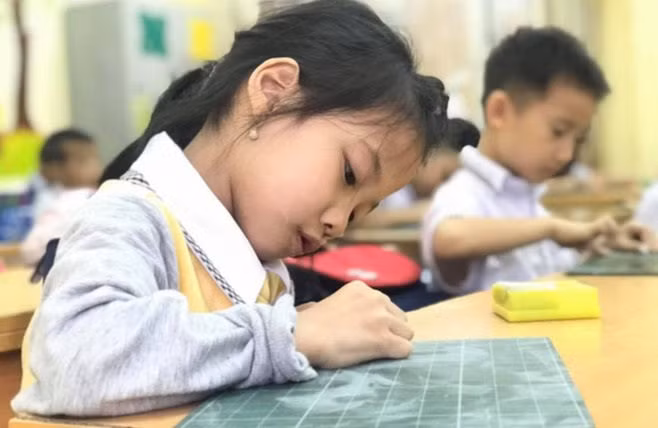 Hà Nội: Đồng ý giảm 50% học phí cho 1,3 triệu học sinh năm học 2021-2022 - 1