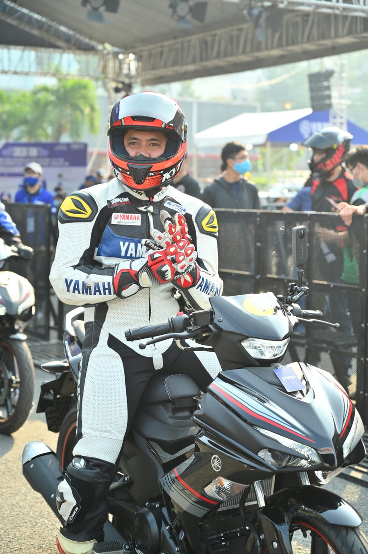 Hàng trăm tay lái Winner X, Satria, Sonic đổ xô tới lái thử Exciter 155 VVA - 6