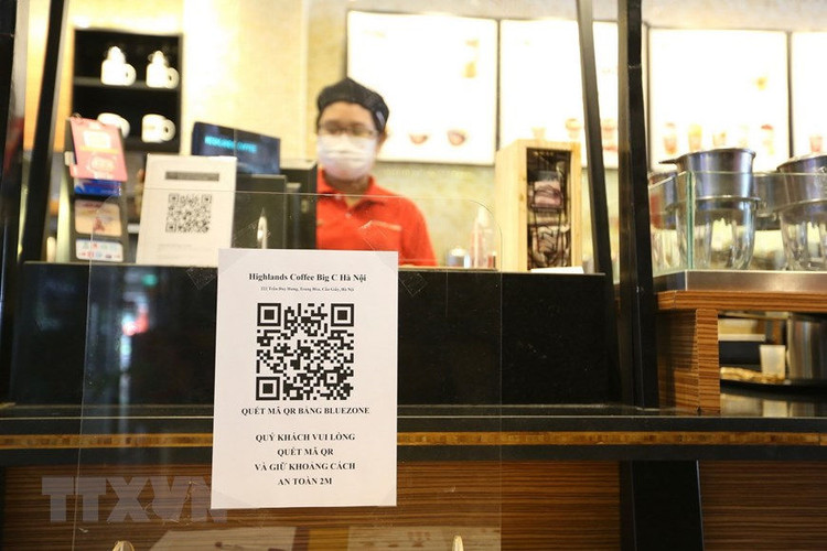 Hình ảnh các Trung tâm thương mại ở Hà Nội mở cửa đón khách trở lại ảnh 14