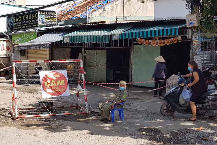 TPHCM: Khẩn cấp tìm người đến khu chợ ở quận Bình Tân và chợ Bình Đông - 2