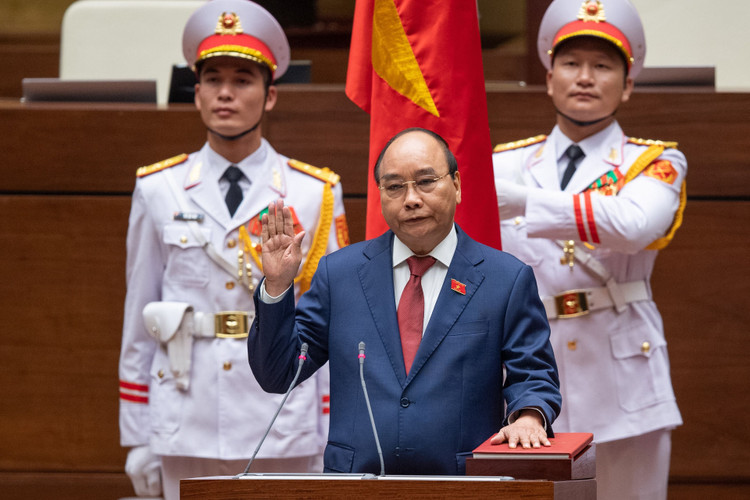 Ông Nguyễn Xuân Phúc tiếp tục được bầu giữ chức Chủ tịch nước nhiệm kỳ 2021-2026. Ảnh: Thuận Thắng.