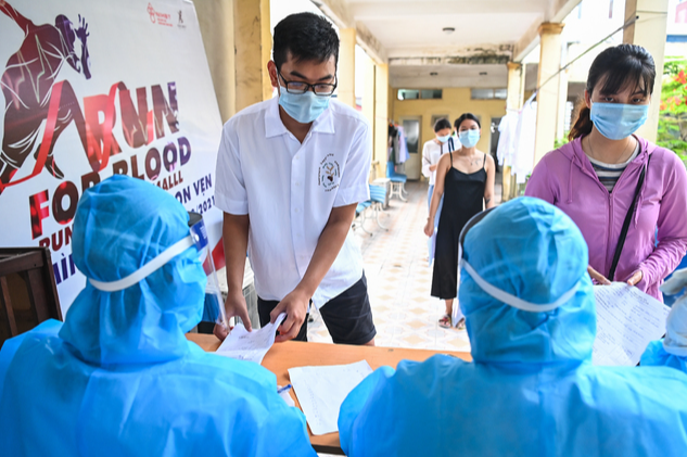 Hà Nội: Thêm 4 ca dương tính SARS-CoV-2, có 2 mẹ con ở Đông Anh - Ảnh 3.