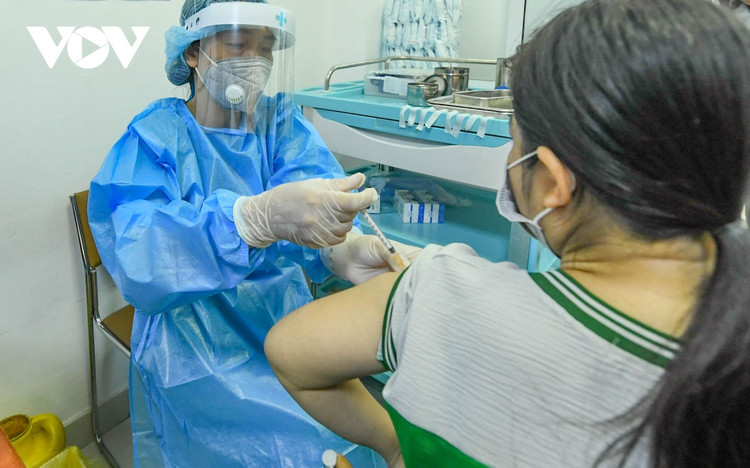 Hà Nội tiêm vaccine Covid-19 cho hơn 1.000 thai phụ ảnh 14