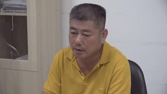 500 cảnh sát vây bắt đường dây làm xăng giả, thu giữ hơn 100 tỷ đồng tiền mặt - ảnh 1