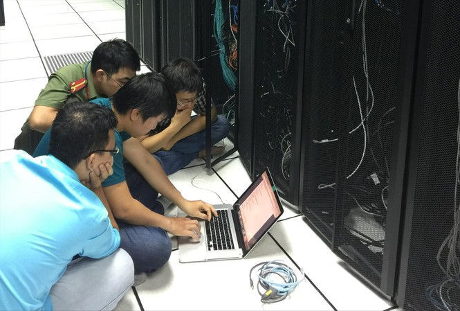 Đại úy công an chơi game một tuần để bắt trộm - ảnh 1