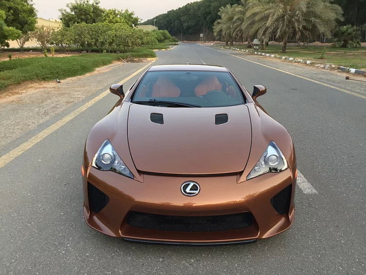 Sau 9 năm, Lexus LFA được rao bán với giá 15,6 tỷ đồng ảnh 6