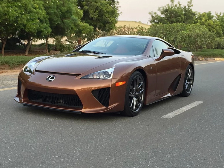 Sau 9 năm, Lexus LFA được rao bán với giá 15,6 tỷ đồng ảnh 5