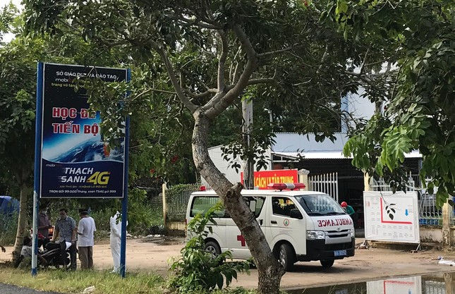 Người dân về từ vùng dịch được cách ly tập trung theo quy định. Các tỉnh miền Tây kiến nghị tạm ngưng cho người dân về quê tự phát ảnh 9