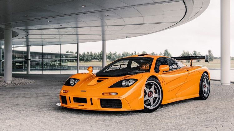 Những cực phẩm trong bộ sưu tập xe của người nổi tiếng - 15