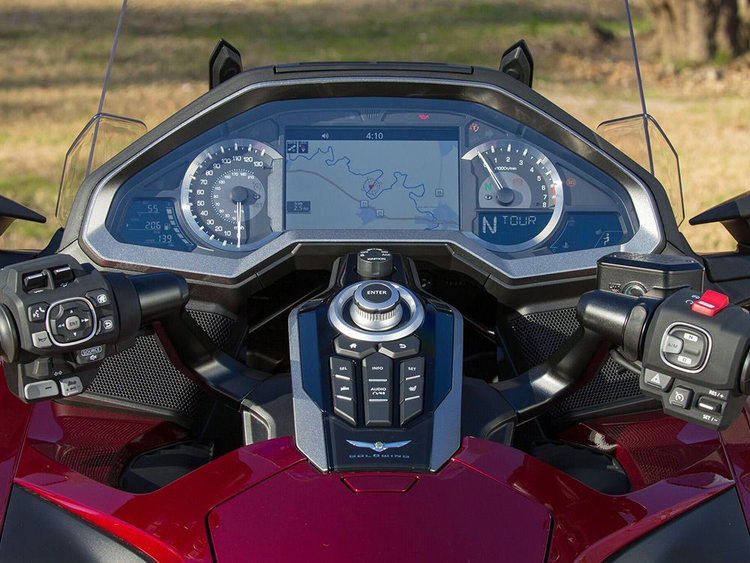 Những mẫu motor tiền tỷ tại Việt Nam, giá ngang ngửa ô tô hạng sang - 7