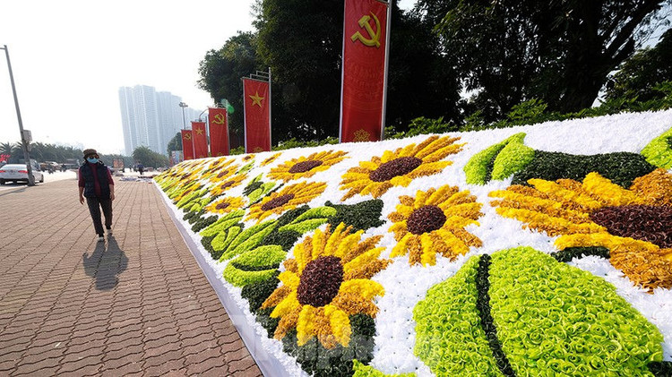 Trung tâm Hội nghị Quốc gia trang hoàng chuẩn bị Đại hội lần thứ XIII của Đảng - ảnh 4