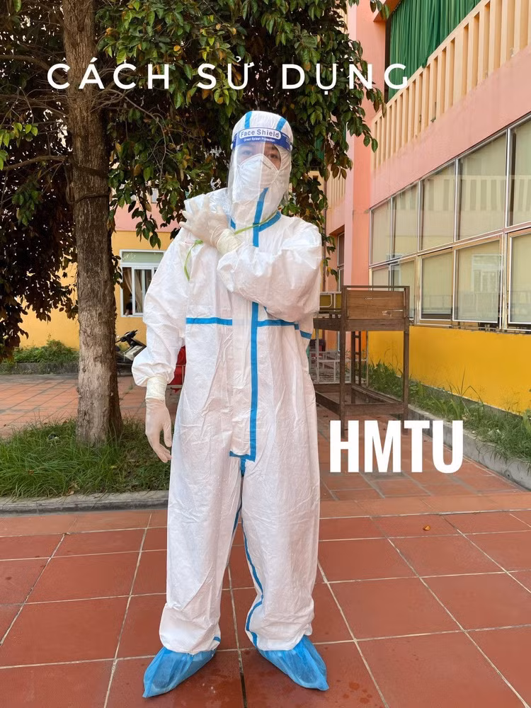 Lý do đội lấy mẫu tâm dịch Bắc Giang đeo túi đá trên người suốt ngày đêm