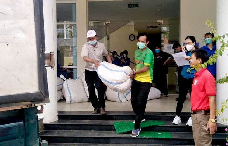 Tieu thu nong san Ly Son anh 1