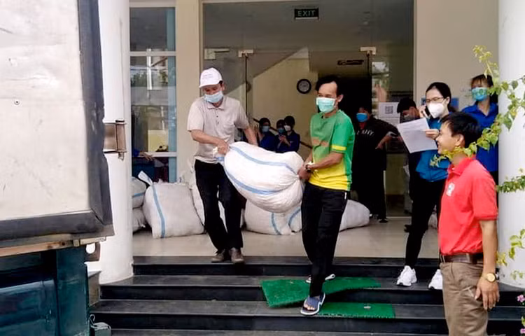 Tieu thu nong san Ly Son anh 1