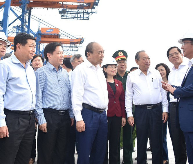 Thủ tướng Nguyễn Xuân Phúc thị sát cụm cảng Cái Mép – Thị Vải - ảnh 1