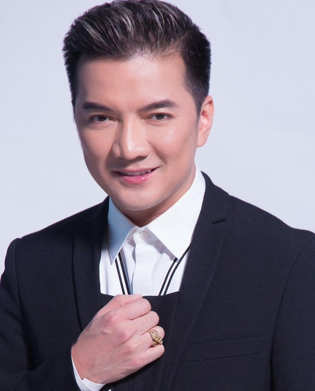 Đàm Vĩnh Hưng chính thức gửi đơn tố cáo bà Nguyễn Phương Hằng về hành vi vu khống ảnh 1