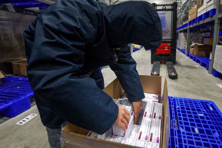 Tiem vaccine covid-19 tai ha noi anh 1