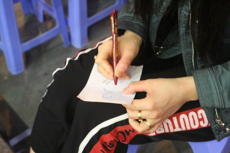 Cảnh tượng lạ lùng ngày vía Thần tài: Nơi đông đúc, chỗ vắng hoe - 8