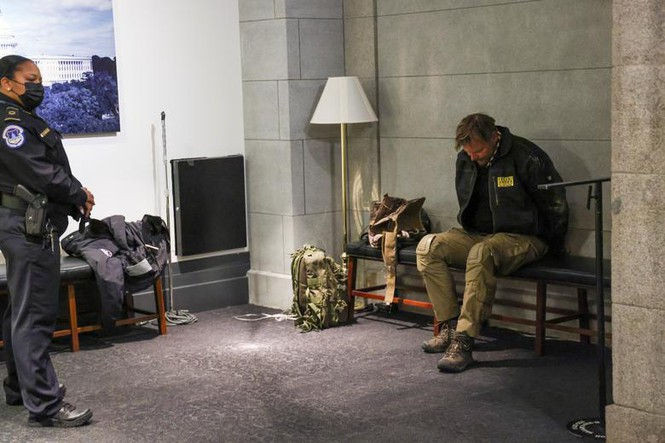 Lãnh đạo quốc tế sốc trước cảnh hỗn loạn ở Điện Capitol - ảnh 4