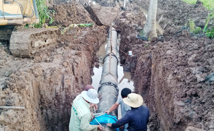 Giam gia nuoc sach o mien Tay anh 1