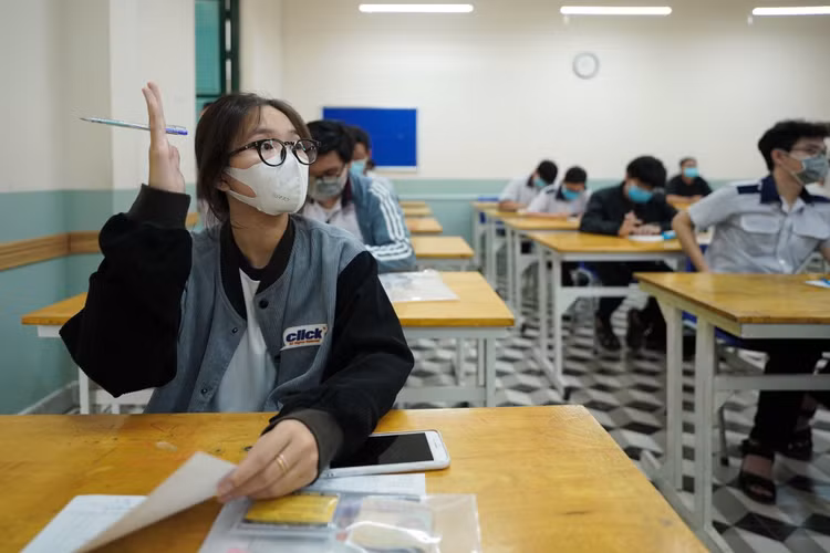 Ky thi THPT dot 1 anh 6