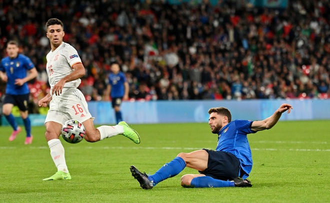 Italy vs Tay Ban Nha anh 7